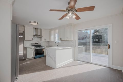 Tiny photo for 441 Wheeler Drive, Lemont, IL 60439 (MLS # 12563474)