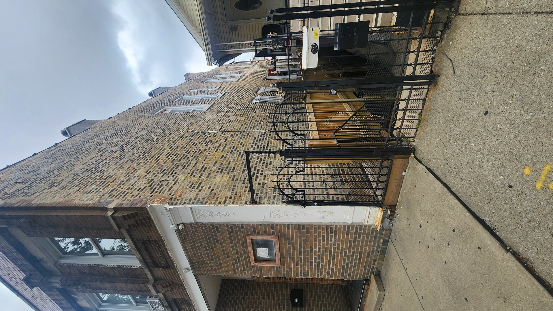 1917 W 21st Street