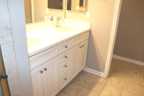 Tiny photo for 1603 Deer Pointe Drive, South Elgin, IL 60177 (MLS # 12673688)