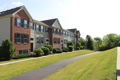 Tiny photo for 1603 Deer Pointe Drive, South Elgin, IL 60177 (MLS # 12673688)
