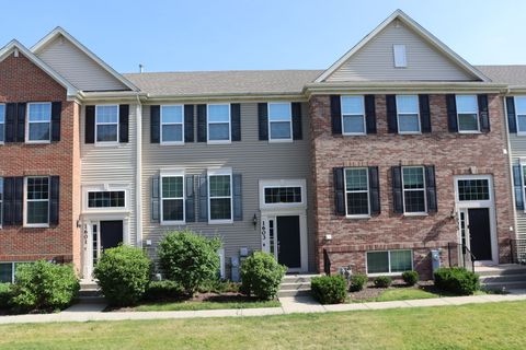Photo of 1603 Deer Pointe Drive, South Elgin, IL 60177 (MLS # 12673688)