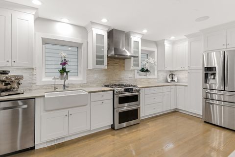 Tiny photo for 3517 N PLAINFIELD Avenue, Chicago, IL 60634 (MLS # 12608416)