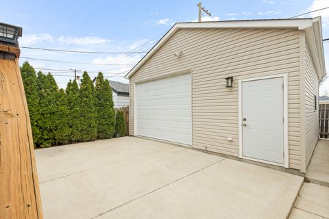 Tiny photo for 3517 N PLAINFIELD Avenue, Chicago, IL 60634 (MLS # 12608416)