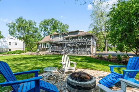 A home in Willowbrook