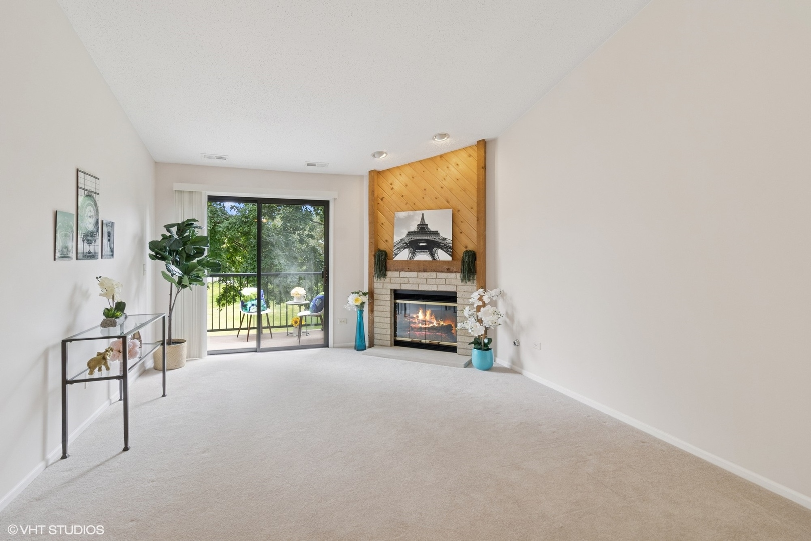 354 Essex Court 3C