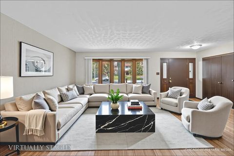 Tiny photo for 129 Caryville Lane, Schaumburg, IL 60193 (MLS # 12465312)