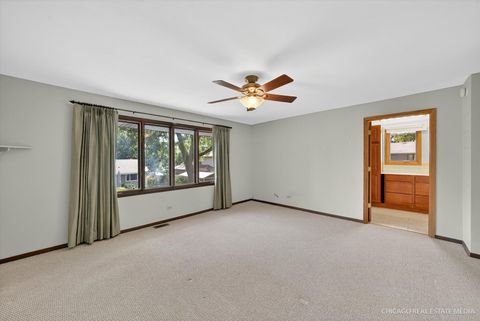 Tiny photo for 129 Caryville Lane, Schaumburg, IL 60193 (MLS # 12465312)