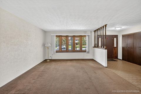 Tiny photo for 129 Caryville Lane, Schaumburg, IL 60193 (MLS # 12465312)
