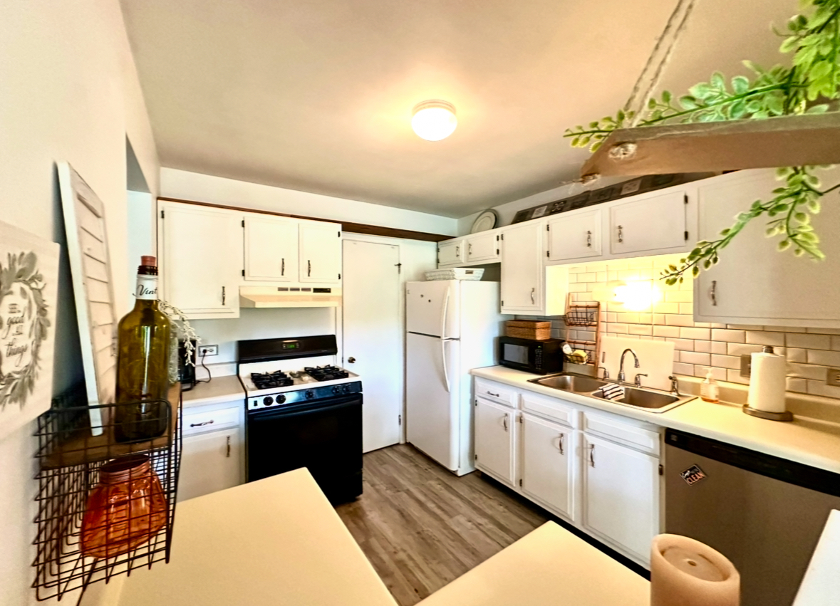 22 Waterbury Lane N1