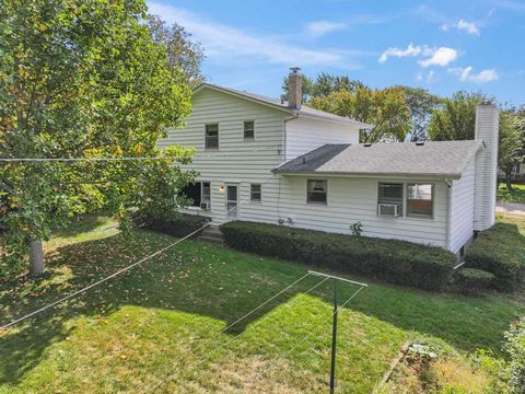 Tiny photo for 336 W Margaret Terrace, Cary, IL 60013 (MLS # 12478252)