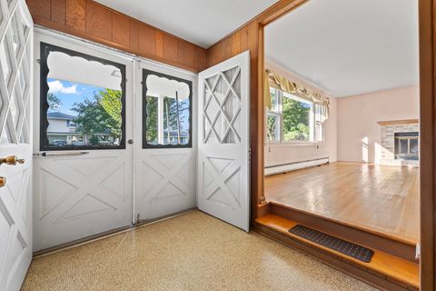 Tiny photo for 336 W Margaret Terrace, Cary, IL 60013 (MLS # 12478252)