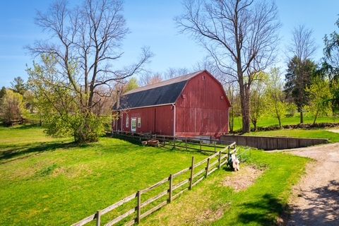 Tiny photo for 6102 Hillside Road, Crystal Lake, IL 60012 (MLS # 12509551)