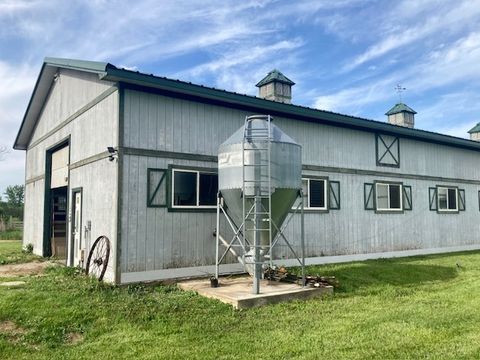 Tiny photo for 6102 Hillside Road, Crystal Lake, IL 60012 (MLS # 12509551)