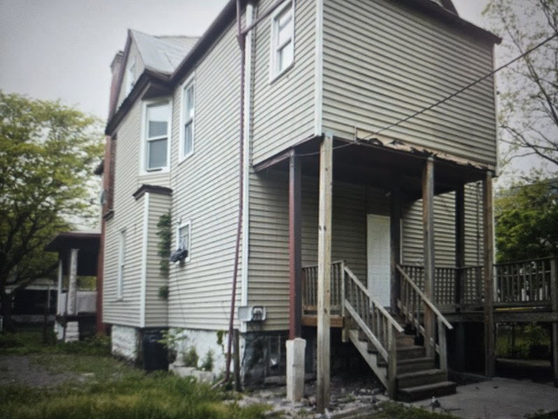 7225 S Princeton Avenue