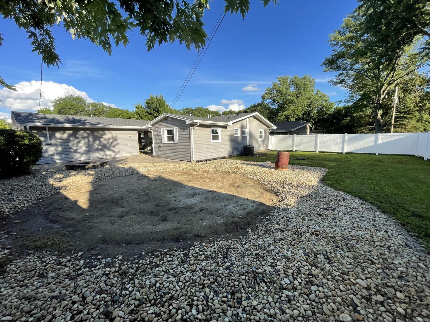 9 Hilltop Drive