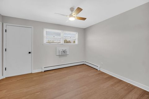 Tiny photo for 38 King Arthur Court #12, Northlake, IL 60164 (MLS # 12634199)