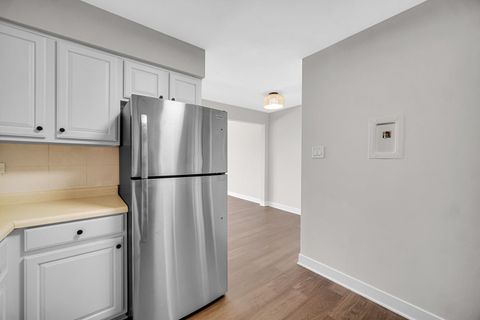 Tiny photo for 38 King Arthur Court #12, Northlake, IL 60164 (MLS # 12634199)