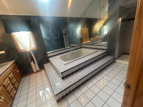 Tiny photo for 9414 S 69th Avenue, Oak Lawn, IL 60453 (MLS # 12708650)