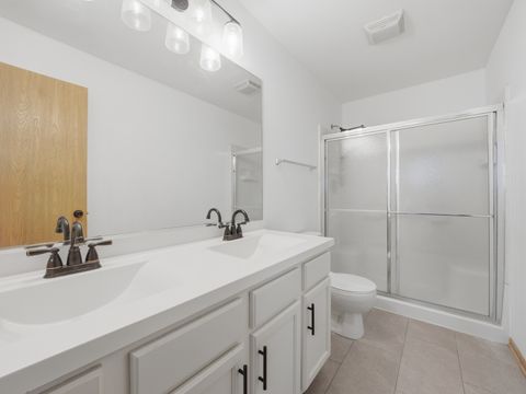 Tiny photo for Crest Hill, IL 60403 (MLS # 12584630)