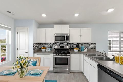 Tiny photo for 2393 Alison Avenue, Pingree Grove, IL 60140 (MLS # 12496767)