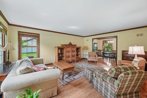 Tiny photo for 737 Clovetree Court, Naperville, IL 60540 (MLS # 12625453)