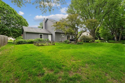 Tiny photo for 737 Clovetree Court, Naperville, IL 60540 (MLS # 12625453)