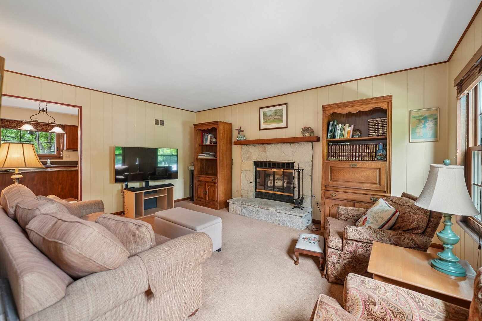 737 Clovetree Court