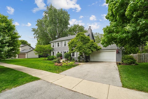 Tiny photo for 737 Clovetree Court, Naperville, IL 60540 (MLS # 12625453)