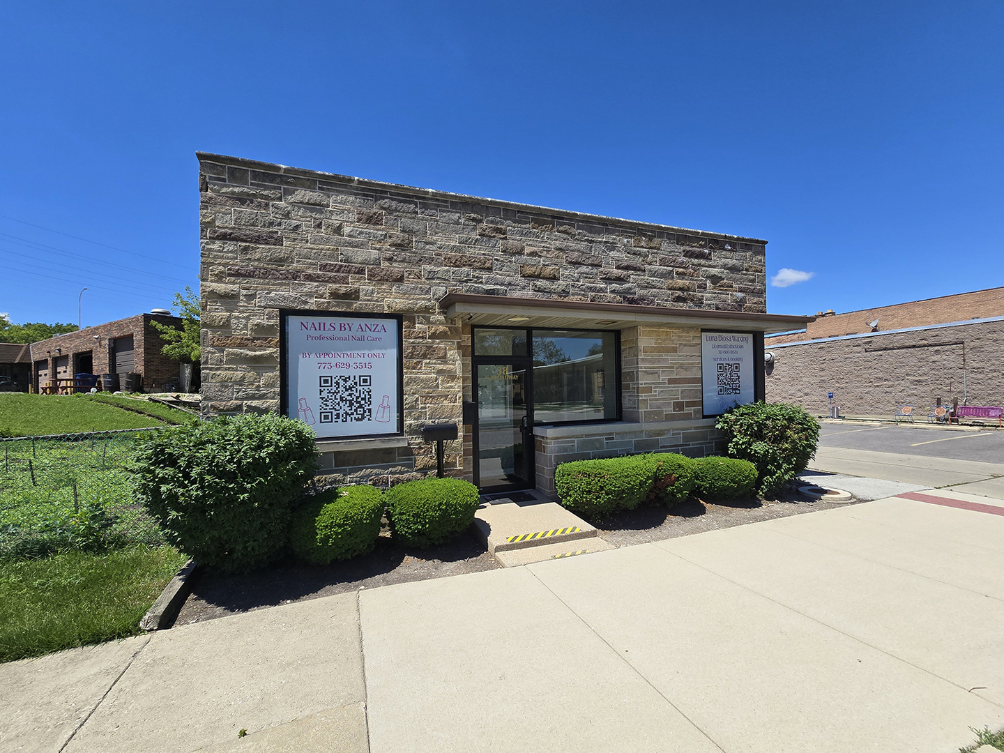 38 N Broadway Street
