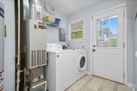 Tiny photo for 706 N Main Street, Mount Prospect, IL 60056 (MLS # 12473777)