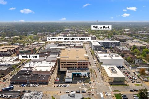 Tiny photo for 195 N Addison Avenue #PH03, Elmhurst, IL 60126 (MLS # 12517102)