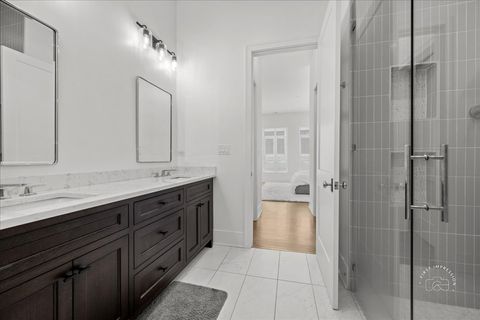 Tiny photo for 195 N Addison Avenue #PH03, Elmhurst, IL 60126 (MLS # 12517102)