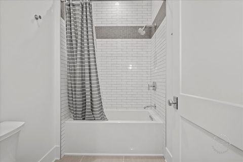 Tiny photo for 195 N Addison Avenue #PH03, Elmhurst, IL 60126 (MLS # 12517102)