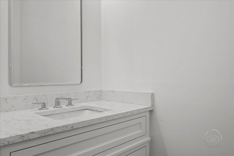 Tiny photo for 195 N Addison Avenue #PH03, Elmhurst, IL 60126 (MLS # 12517102)