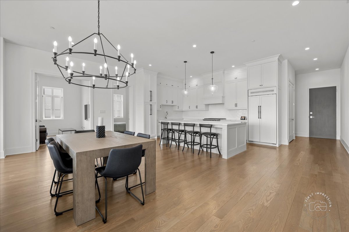 195 N Addison Avenue PH03