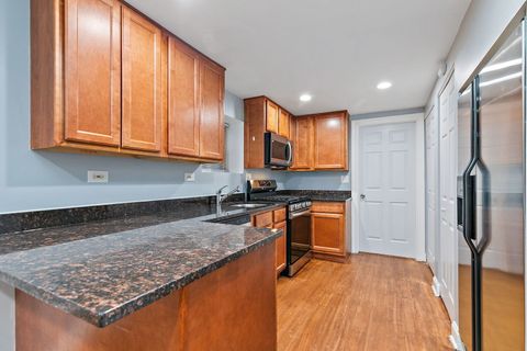 Tiny photo for 4556 N Kostner Avenue #G, Chicago, IL 60630 (MLS # 12617970)