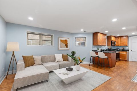 Tiny photo for 4556 N Kostner Avenue #G, Chicago, IL 60630 (MLS # 12617970)