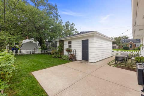 Tiny photo for 1205 E EVERGREEN Street, Wheaton, IL 60187 (MLS # 12731036)