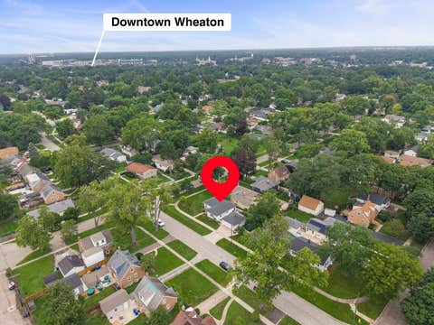 Tiny photo for 1205 E EVERGREEN Street, Wheaton, IL 60187 (MLS # 12731036)