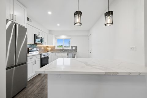 Tiny photo for 408 Kensington Road #E, Mount Prospect, IL 60056 (MLS # 12626745)