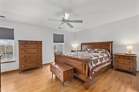 Tiny photo for 212 Bakers Drive W, Lakemoor, IL 60051 (MLS # 12579629)