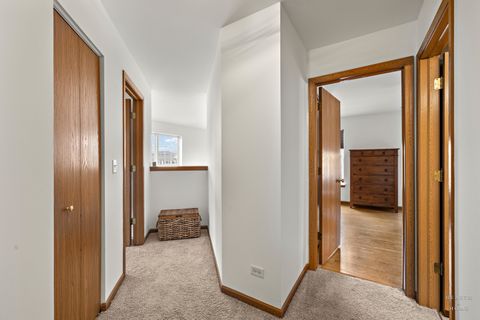 Tiny photo for 212 Bakers Drive W, Lakemoor, IL 60051 (MLS # 12579629)