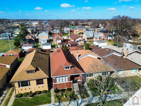 Tiny photo for 8640 S Bennett Avenue, Chicago, IL 60617 (MLS # 12597626)