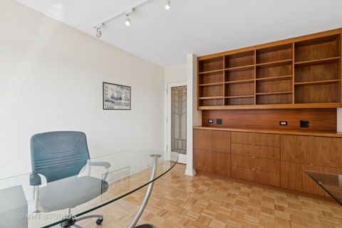 Tiny photo for 2970 N Lake Shore Drive #7B-7C, Chicago, IL 60657 (MLS # 12464661)
