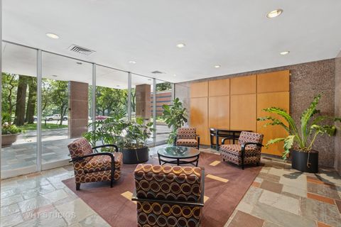 Tiny photo for 2970 N Lake Shore Drive #7B-7C, Chicago, IL 60657 (MLS # 12464661)