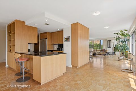 Tiny photo for 2970 N Lake Shore Drive #7B-7C, Chicago, IL 60657 (MLS # 12464661)
