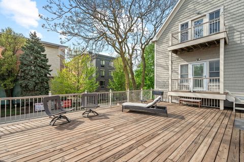 Tiny photo for 1459 W MELROSE Street #1S, Chicago, IL 60657 (MLS # 12632757)