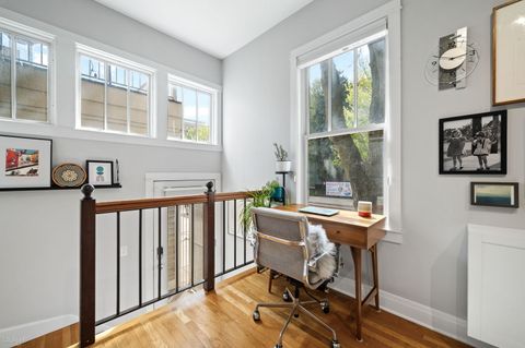 Tiny photo for 1459 W MELROSE Street #1S, Chicago, IL 60657 (MLS # 12632757)
