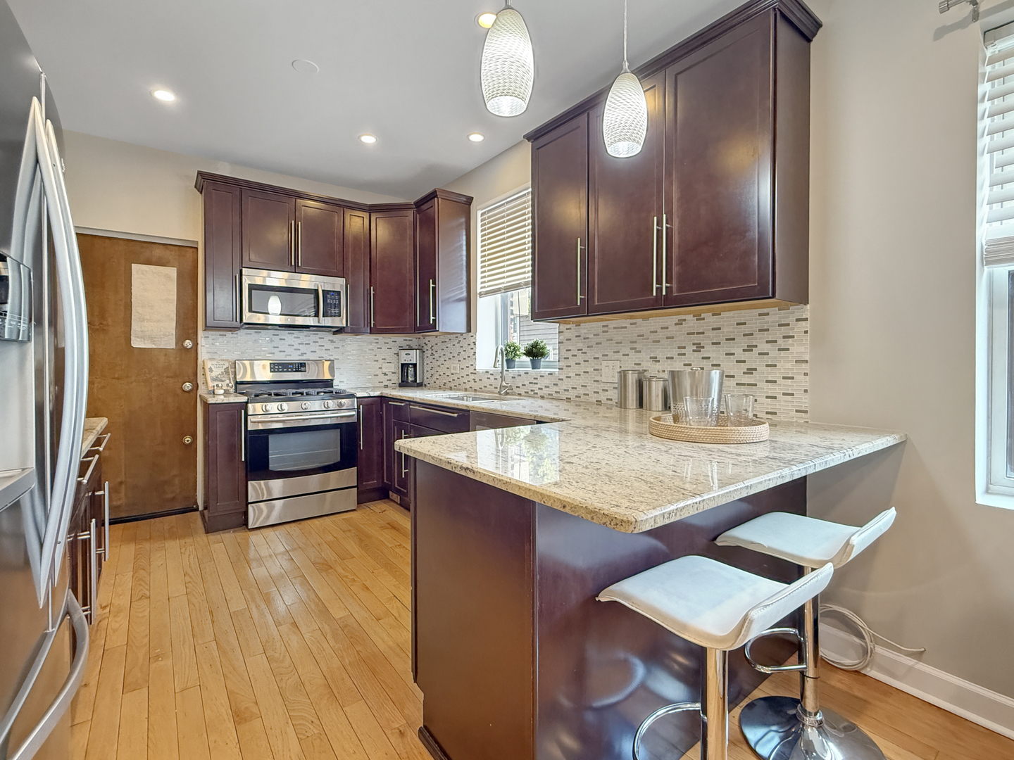 1325 W Addison Street 1A