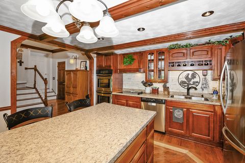 Tiny photo for 9201 175th Street, Tinley Park, IL 60487 (MLS # 12478982)